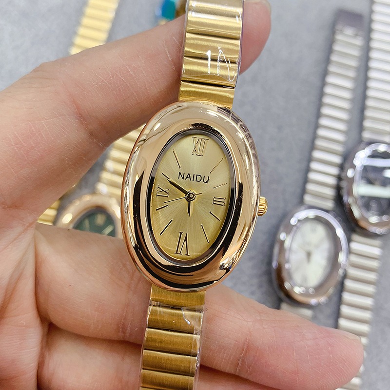 Reloj de cuarzo ovalado dorado - Luxury Watch Index reseña y precio